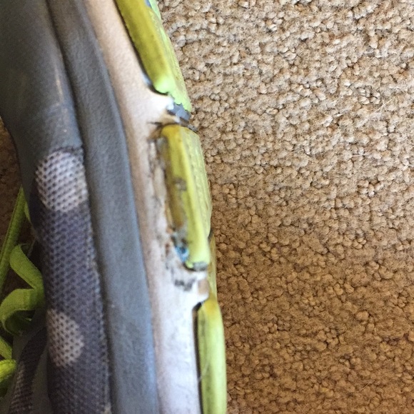 Nike tennis shoes - Picture 3 of 3